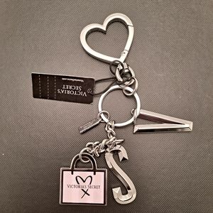 Super cute NWT VS Keychain Silver